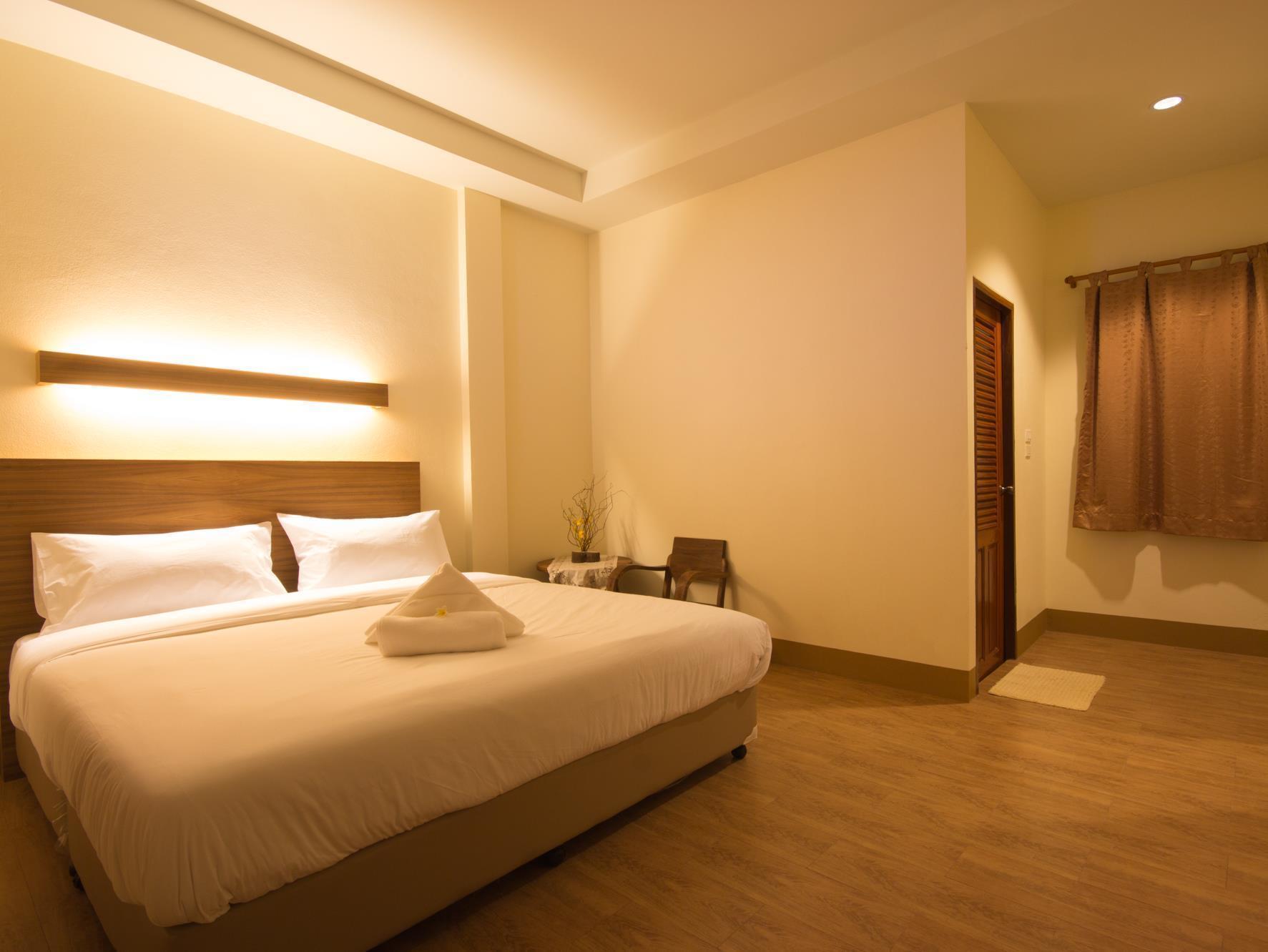 Huen Hug Hod The Resort Hot Exterior photo