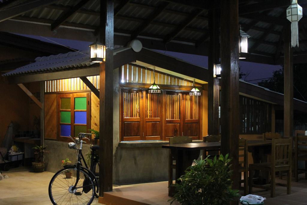 Huen Hug Hod The Resort Hot Exterior photo